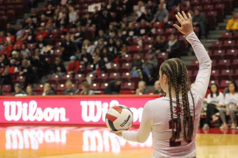 Girls’ volleyball bumps, sets and spikes its way to state