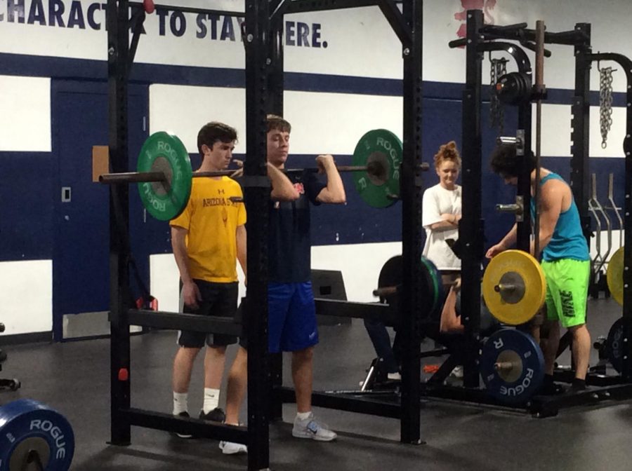 Lift weight off your shoulders and join powerlifting club