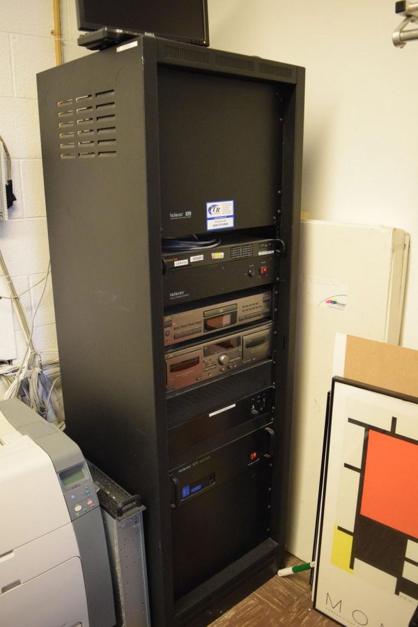 This device, located in the Administration Office, controls the bells between periods.