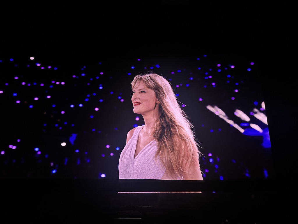 Is+Taylor+Swift+giving+the+Chiefs+a+new+Reputation%3F