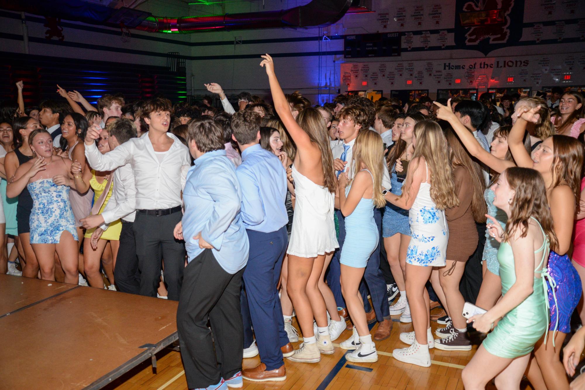 Students ‘get their Greek on’ at Homecoming